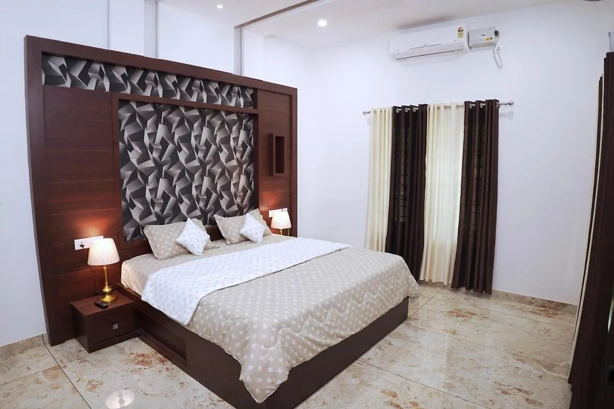 The Mountain Nest-Luxurious Retreat Villa Mananthavady